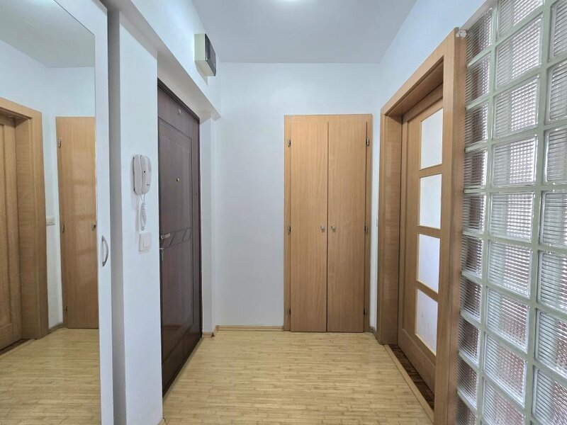 Titan- Nicolae Grigorescu apartament cu 2 camere comision 0%  2 min de metrou